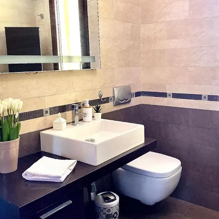 Semesterbostad Maison Eclat *